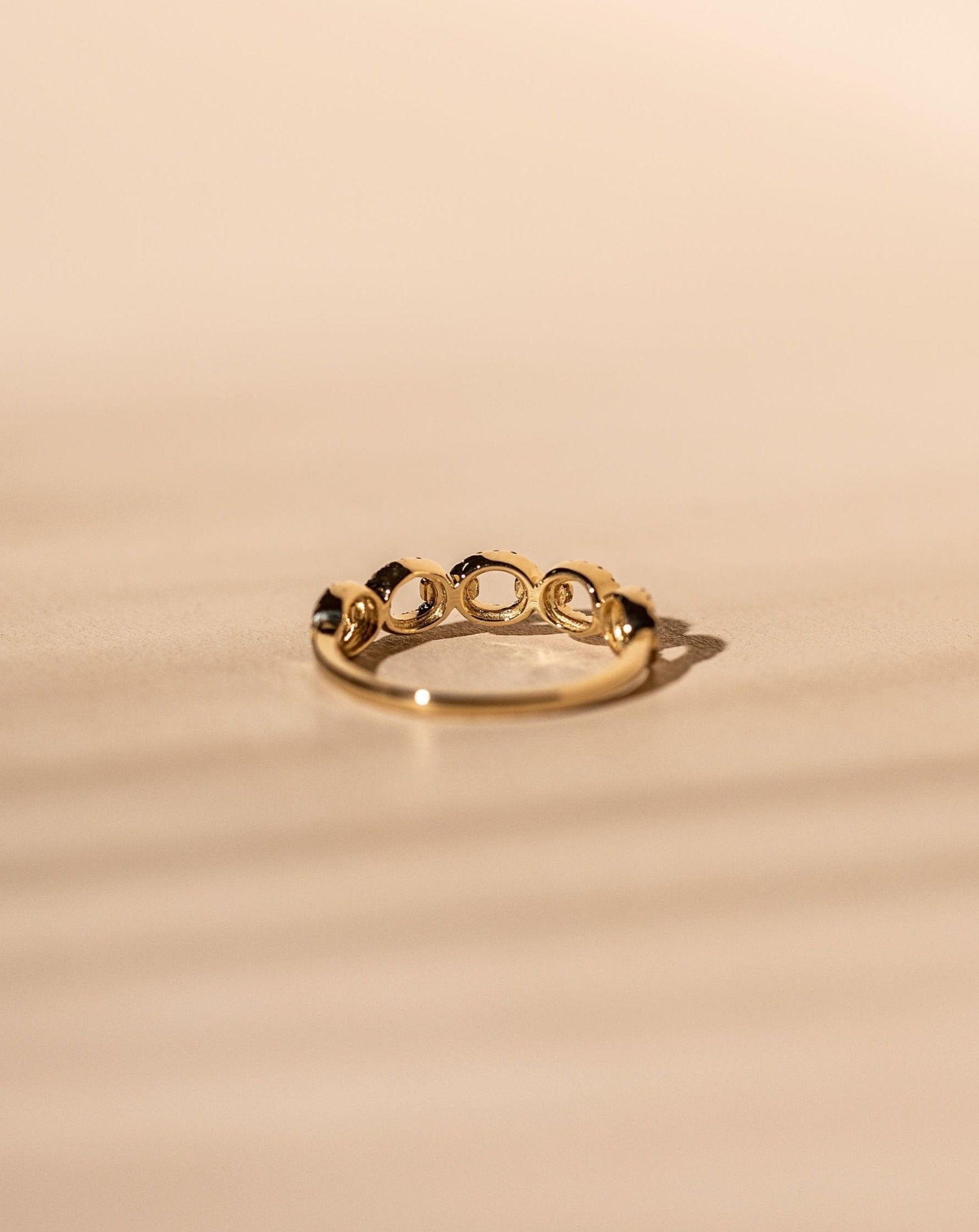 Gold ring in diamond deals